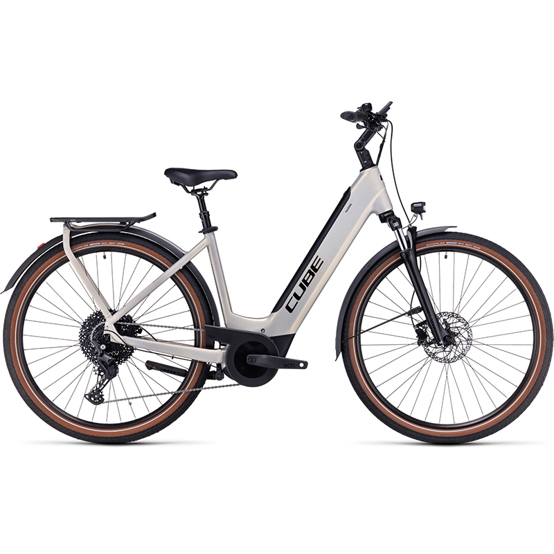 Cube Touring Hybrid Pro 625